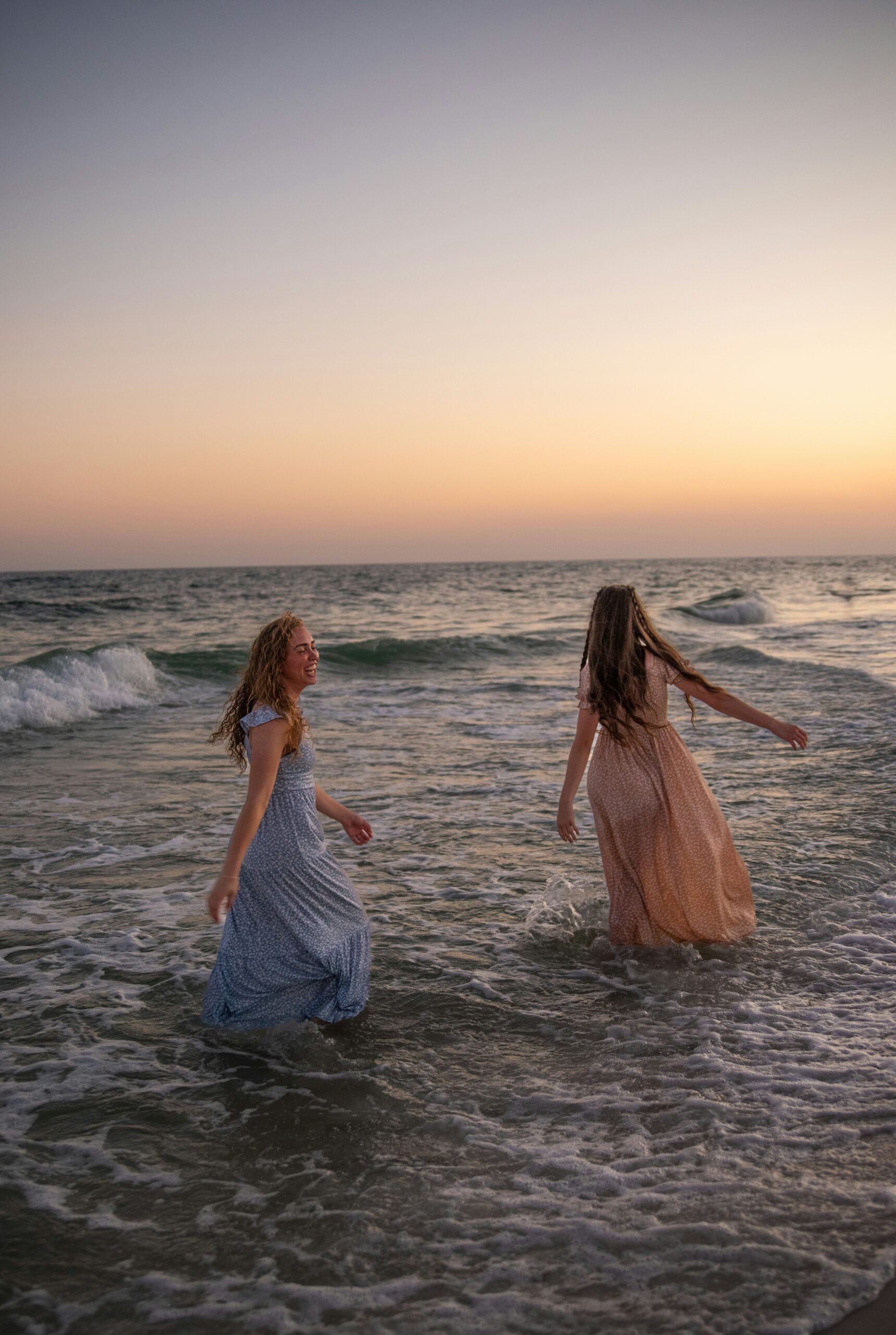 Mamas gemeinsam am Meer